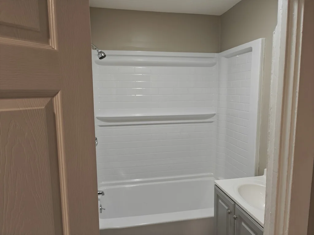 2 bed, 1 bath apartment for rent at 68 Marianna St Unit 1, Lynn — photo 19 of 24