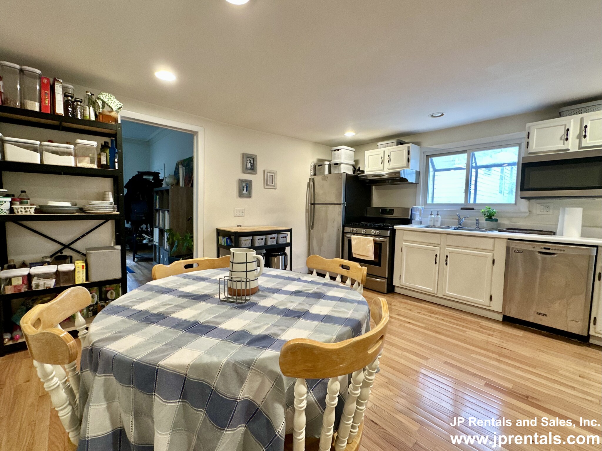 1 bed, 1 bath apartment for rent at 68 Mcbride St Unit 1, Jamaica Plain — photo 4 of 13