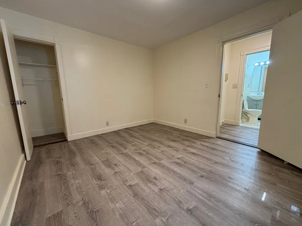 1 bed, 1 bath apartment for rent at 68 Myrtle St Unit 1, Beacon Hill — photo 13 of 21