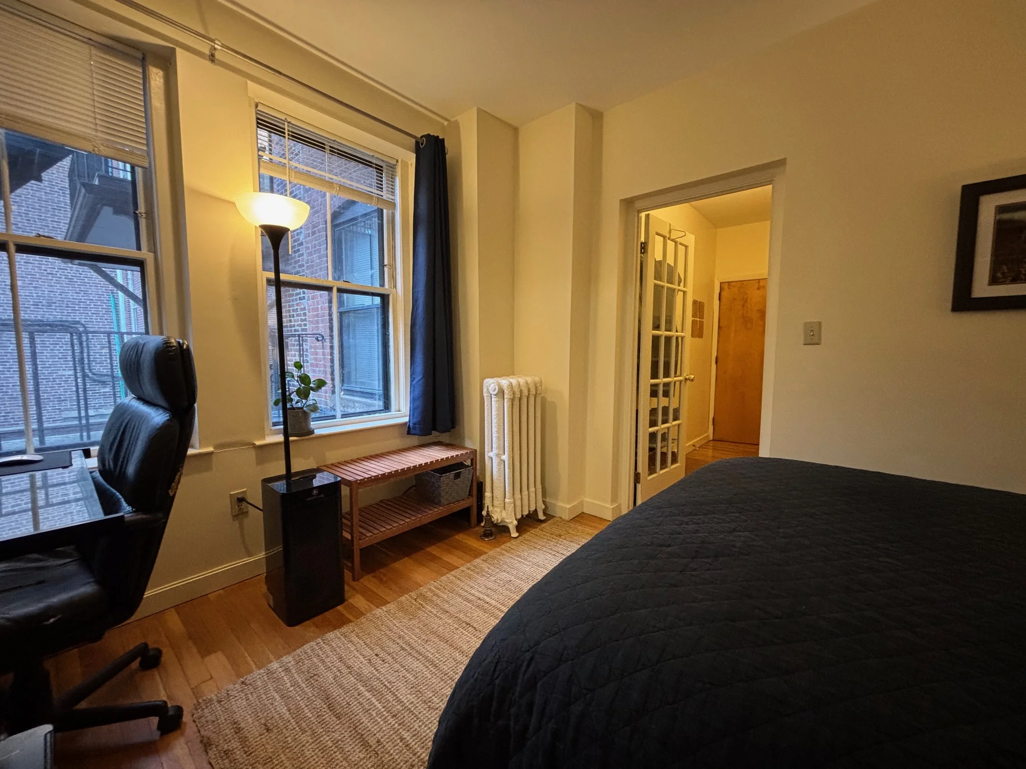 Studio bed, 1 bath apartment for rent at 68 Myrtle St Unit 3, Beacon Hill — photo 3 of 11