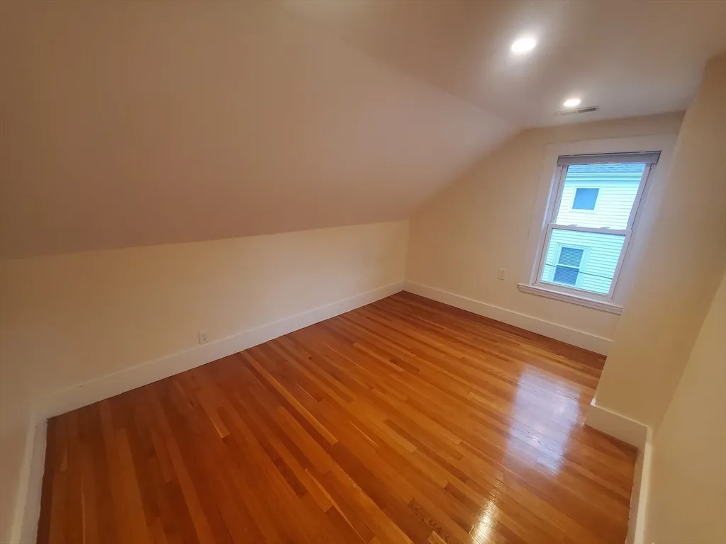 3 bed, 1 bath apartment for rent at 68 Nahant Ave Unit 2, Dorchester — photo 12 of 19
