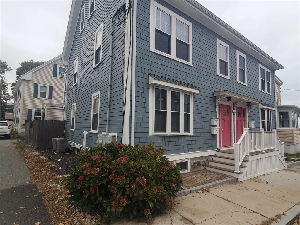 3 bed, 1 bath apartment for rent at 68 Nahant Ave Unit 2, Dorchester — photo 7 of 19