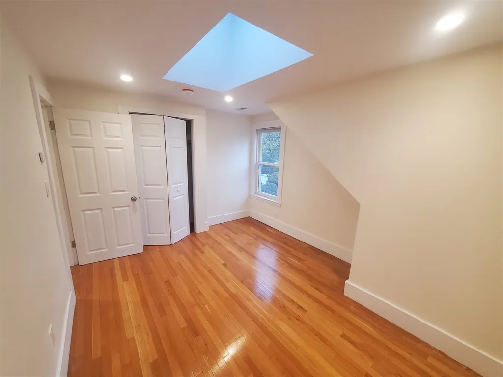 3 bed, 1 bath apartment for rent at 68 Nahant Ave Unit 2, Dorchester — photo 8 of 19