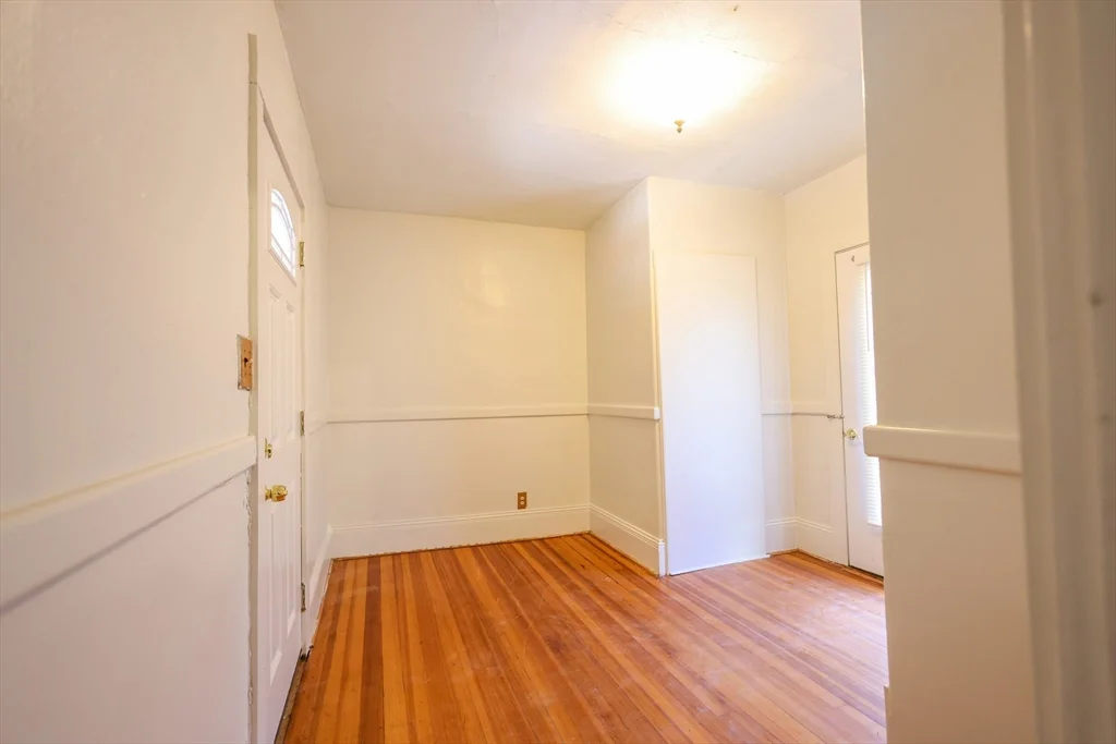 2 bed, 1 bath apartment for rent at 68 Newhall St Unit 68 A, Malden — photo 3 of 25