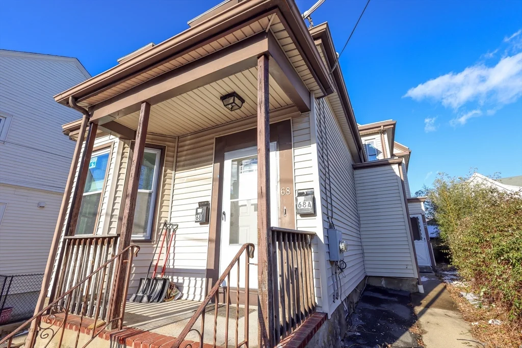 3 bed, 1 bath apartment for rent at 68 Newhall St Unit 68, Malden — photo 5 of 39