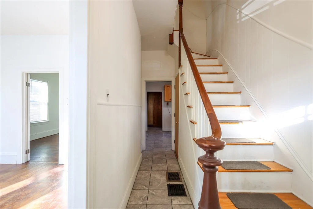 3 bed, 1 bath apartment for rent at 68 Newhall St Unit 68, Malden — photo 14 of 39