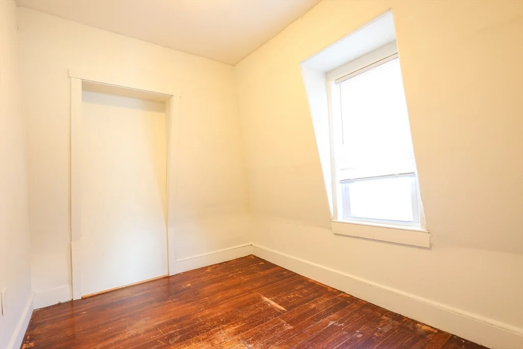 3 bed, 1 bath apartment for rent at 68 Newhall St Unit 68, Malden — photo 20 of 39