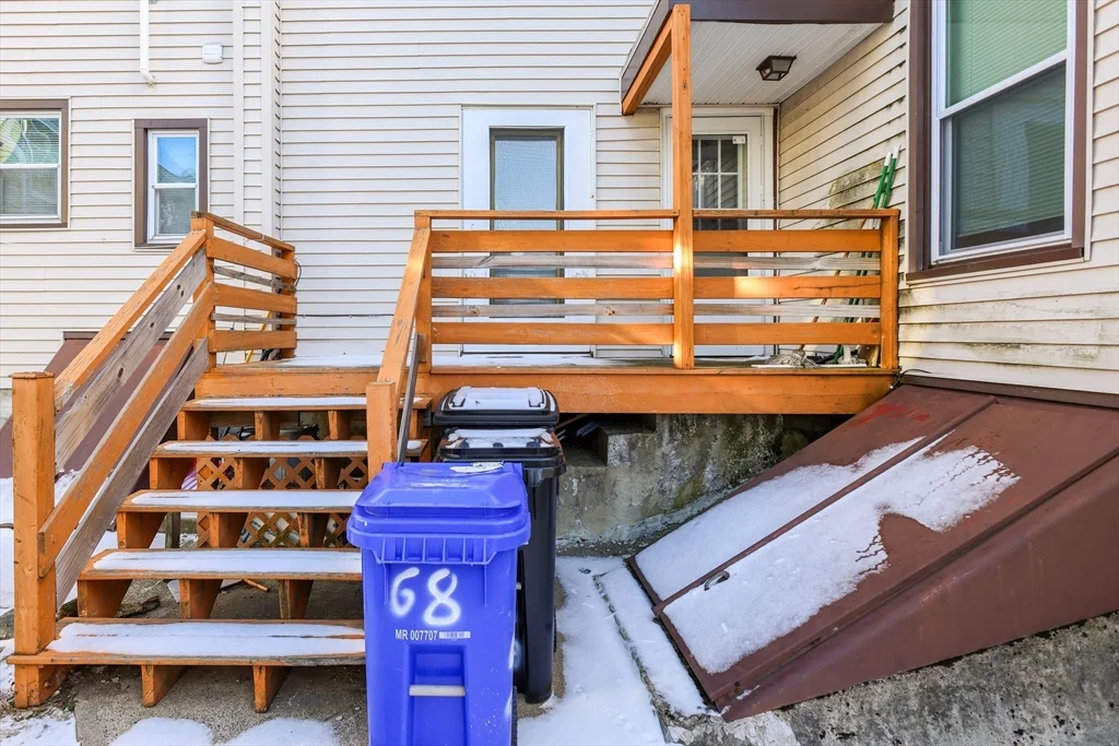 3 bed, 1 bath apartment for rent at 68 Newhall St Unit 68, Malden — photo 35 of 39