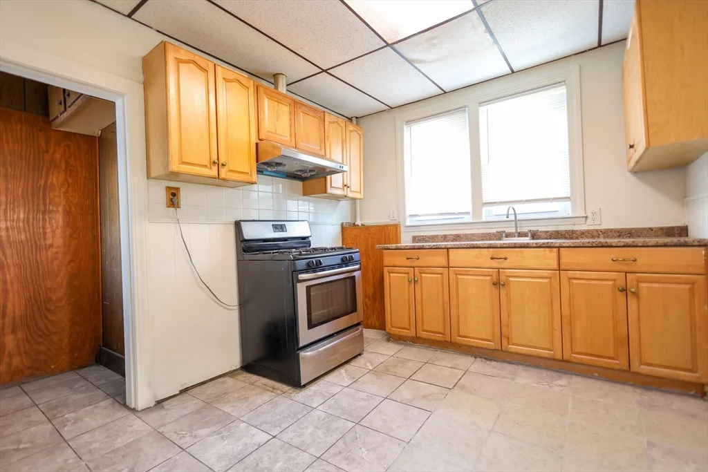 3 bed, 1 bath apartment for rent at 68 Newhall St Unit 68, Malden — photo 18 of 39