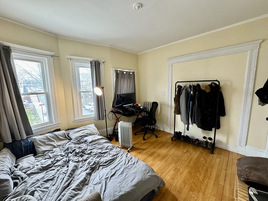 3 bed, 1 bath apartment for rent at 68 North St Unit 2, Somerville — photo 13 of 18