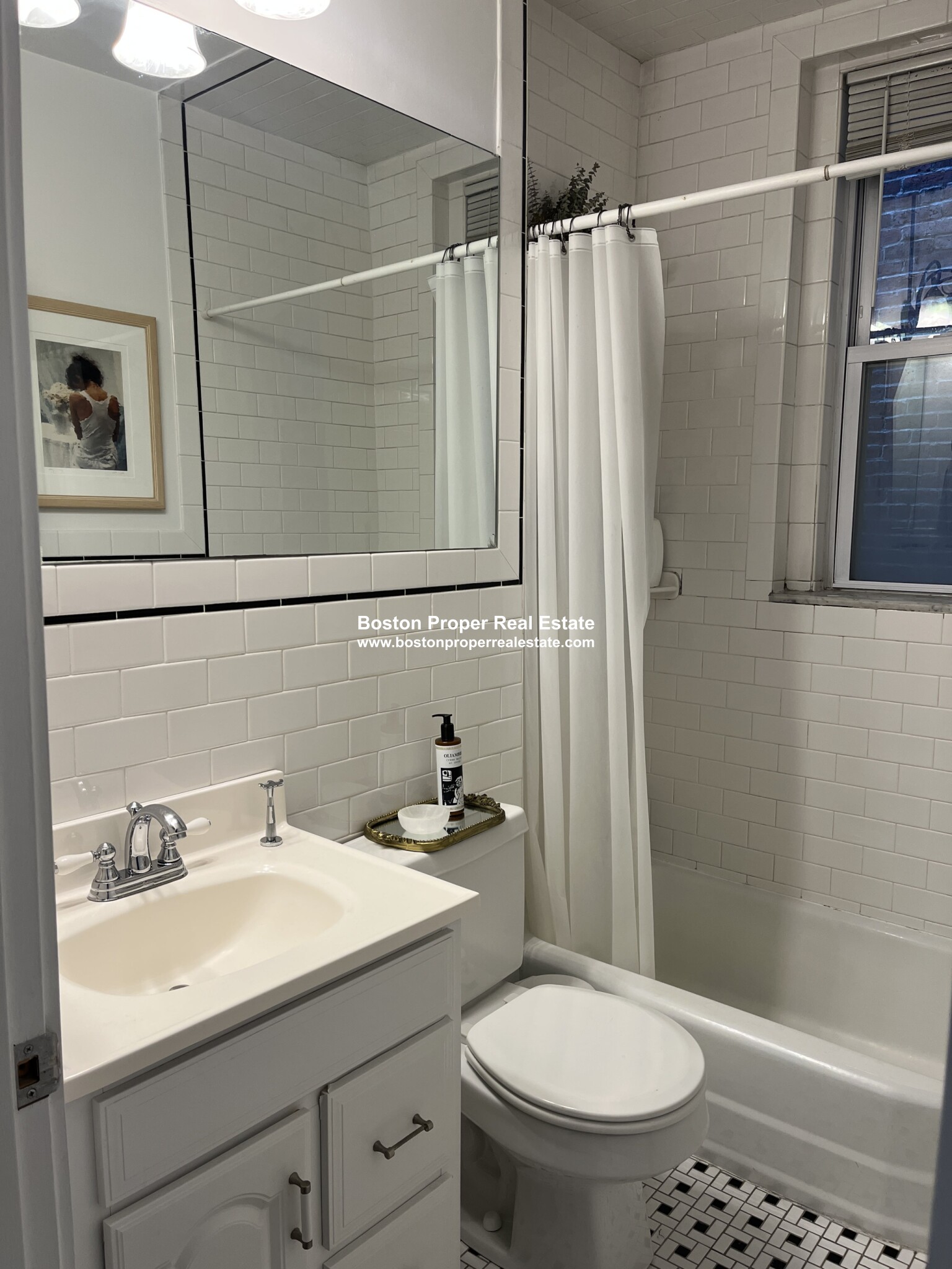 1 bed, 1 bath apartment for rent at 68 Phillips St Unit 5, Beacon Hill — photo 8 of 9