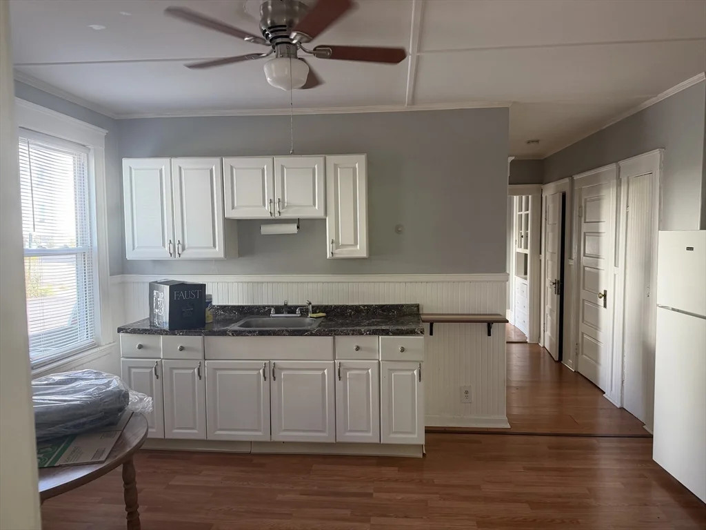 2 bed, 1 bath apartment for rent at 68 Pilling St Unit 1, Haverhill — photo 10 of 12