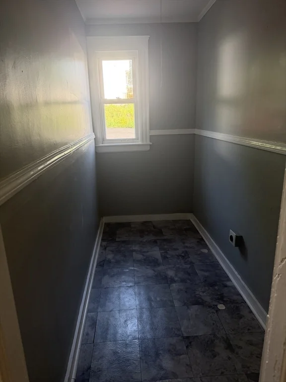 2 bed, 1 bath apartment for rent at 68 Pilling St Unit 1, Haverhill — photo 7 of 12
