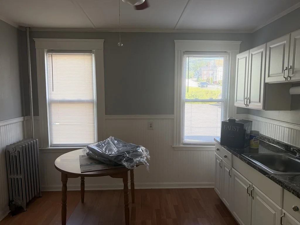 2 bed, 1 bath apartment for rent at 68 Pilling St Unit 1, Haverhill — photo 8 of 12