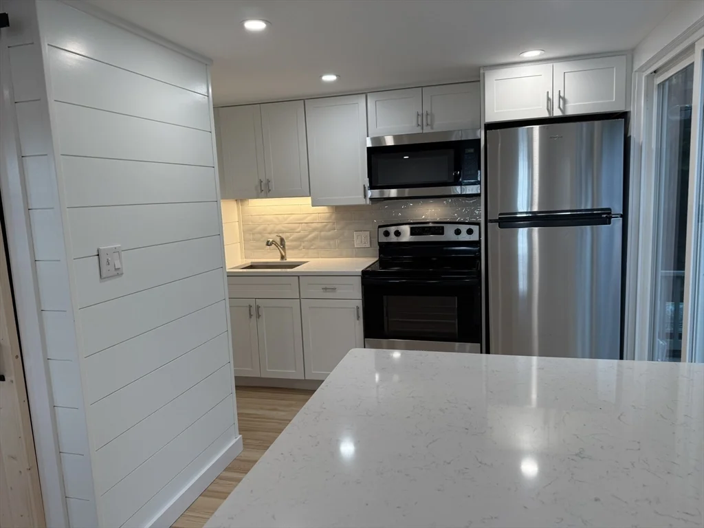 Studio bed, 1 bath apartment for rent at 68 Post N Rail Ave, Cedarville — photo 7 of 15