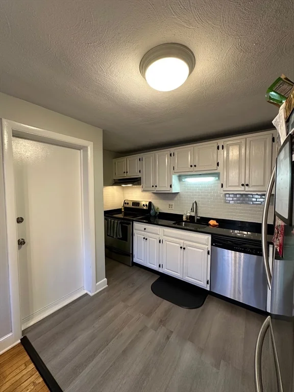2 bed, 1 bath apartment for rent at 68 Preston St Unit 5D, Wakefield