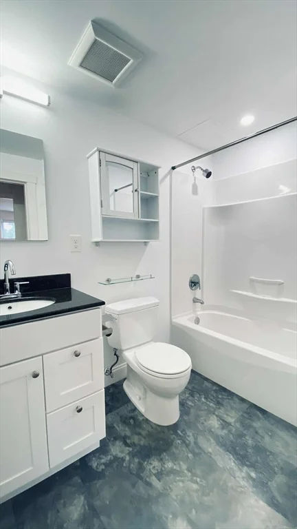 2 bed, 1 bath apartment for rent at 68 Preston Unit 2D, Wakefield — photo 7 of 10