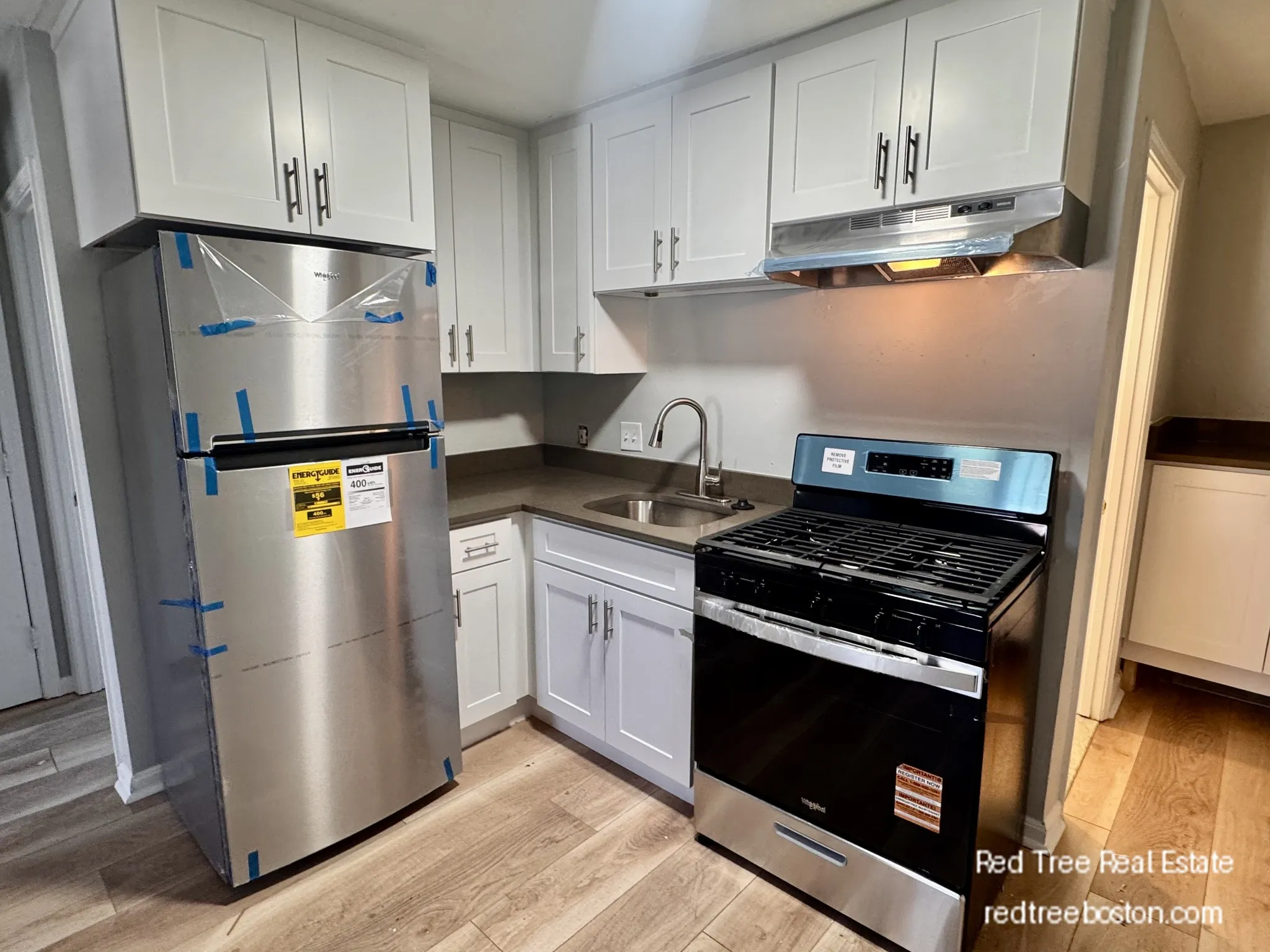 2 bed, 1 bath apartment for rent at 68 Readville St Unit 2, Hyde Park