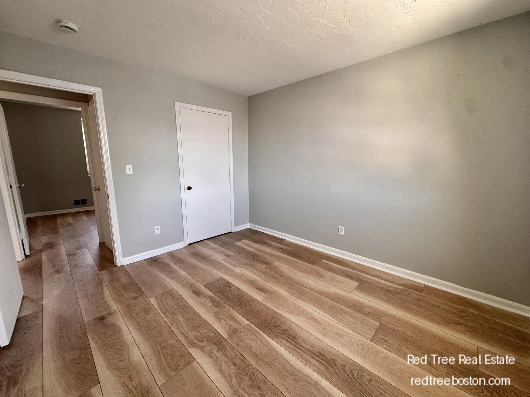 2 bed, 1 bath apartment for rent at 68 Readville St Unit 2, Hyde Park — photo 6 of 11