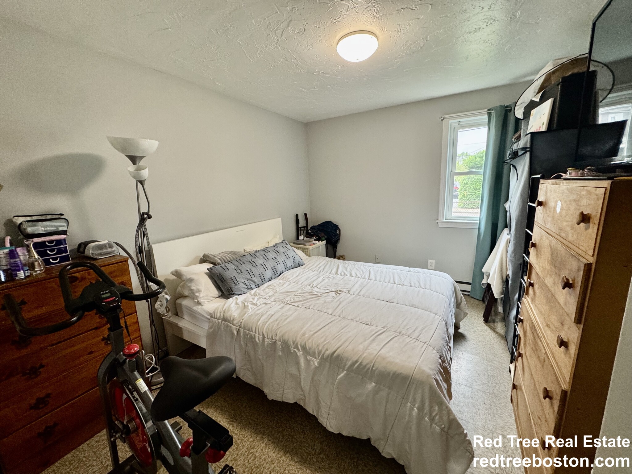 2 bed, 1 bath apartment for rent at 68 Readville Unit A, Hyde Park — photo 4 of 9