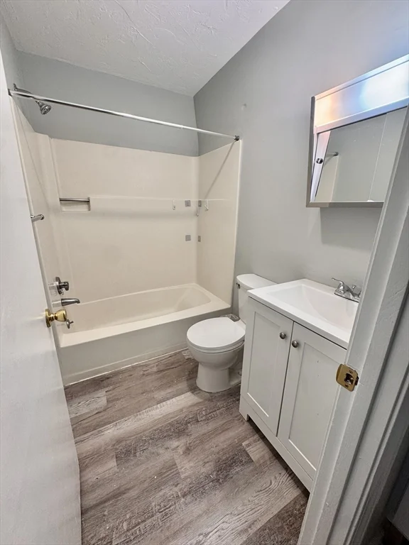 2 bed, 1 bath apartment for rent at 68 Readville Unit C, Hyde Park — photo 7 of 13