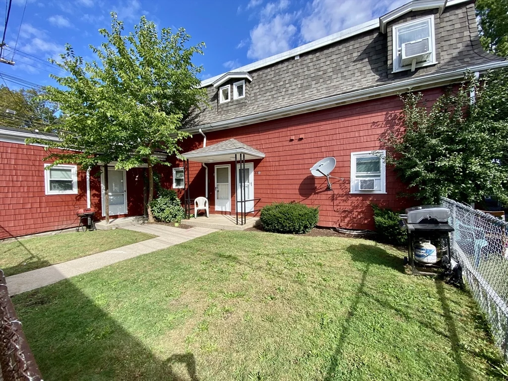 2 bed, 1 bath apartment for rent at 68 Readville Unit C, Hyde Park — photo 12 of 13