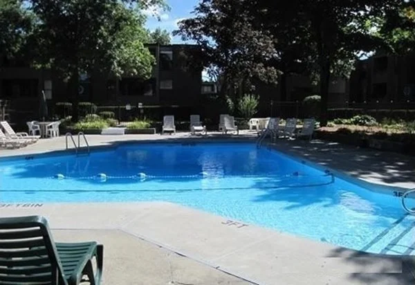 1 bed, 1 bath apartment for rent at 68 Shrewsbury Green Dr Unit H, Shrewsbury — photo 13 of 14