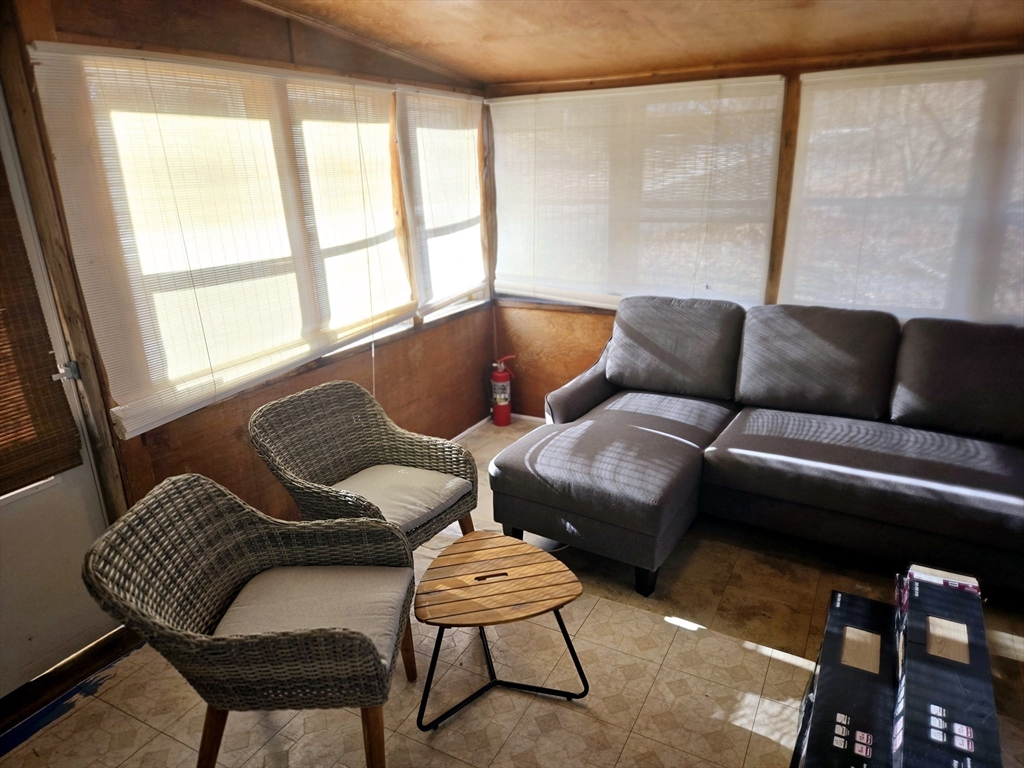 2 bed, 1 bath apartment for rent at 68 Southern Blvd Unit WINTER, Plum Island — photo 12 of 15