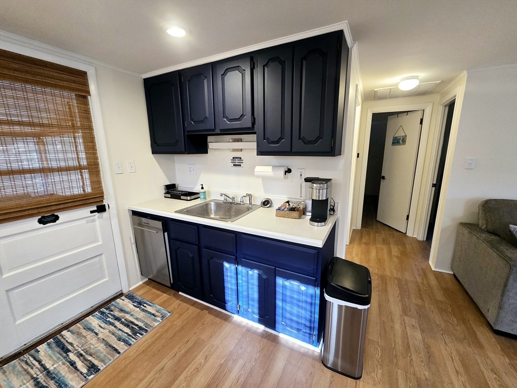 2 bed, 1 bath apartment for rent at 68 Southern Blvd Unit WINTER, Plum Island — photo 6 of 15