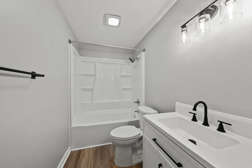 3 bed, 2 bath apartment for rent at 68 Sterling Ln Unit 68, Bradford — photo 21 of 26