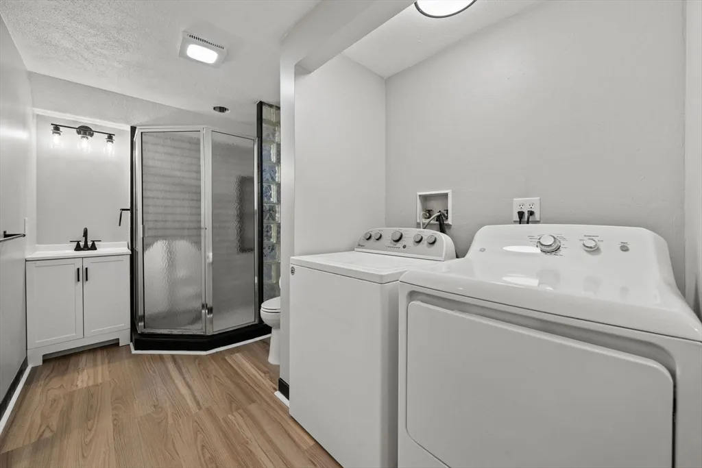 3 bed, 2 bath apartment for rent at 68 Sterling Ln Unit 68, Bradford — photo 13 of 26