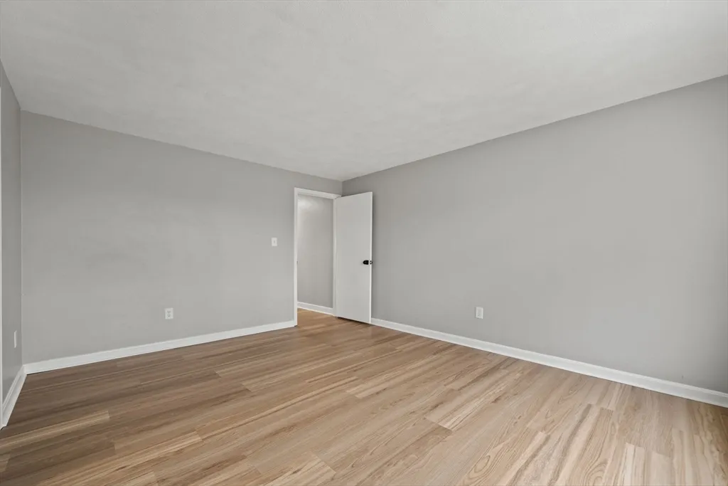 3 bed, 2 bath apartment for rent at 68 Sterling Ln Unit 68, Bradford — photo 19 of 26