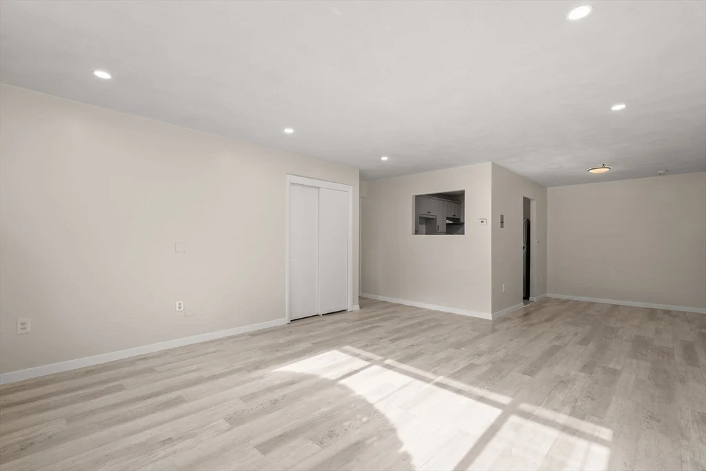 2 bed, 1 bath apartment for rent at 68 Summer Ave Unit 1, Stoughton — photo 11 of 22