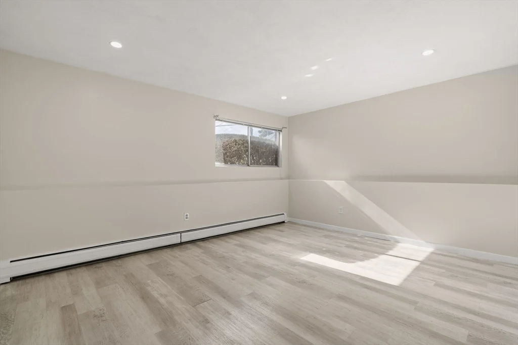 2 bed, 1 bath apartment for rent at 68 Summer Ave Unit 1, Stoughton — photo 15 of 22