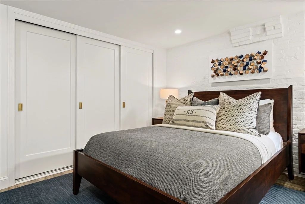 2 bed, 1 bath apartment for rent at 68 Telegraph St Unit 1, South Boston — photo 15 of 31