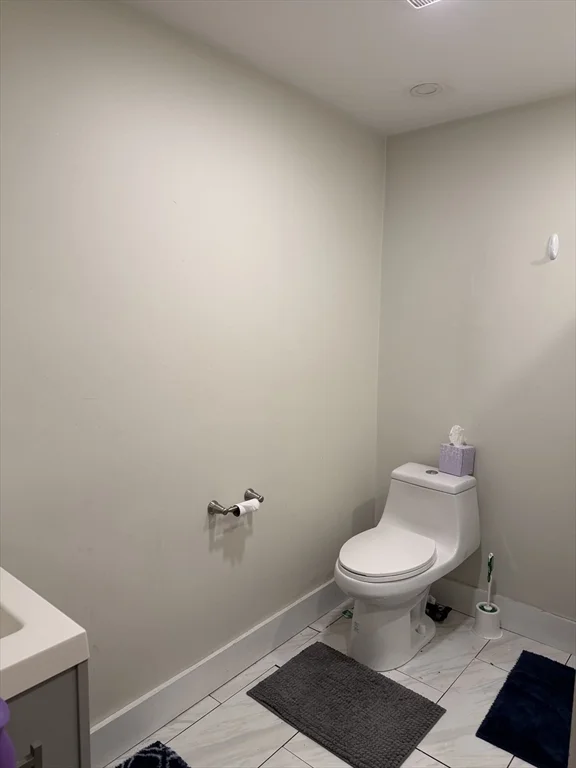 4 bed, 2 bath apartment for rent at 68 Thomas Park Unit 1, South Boston — photo 20 of 26