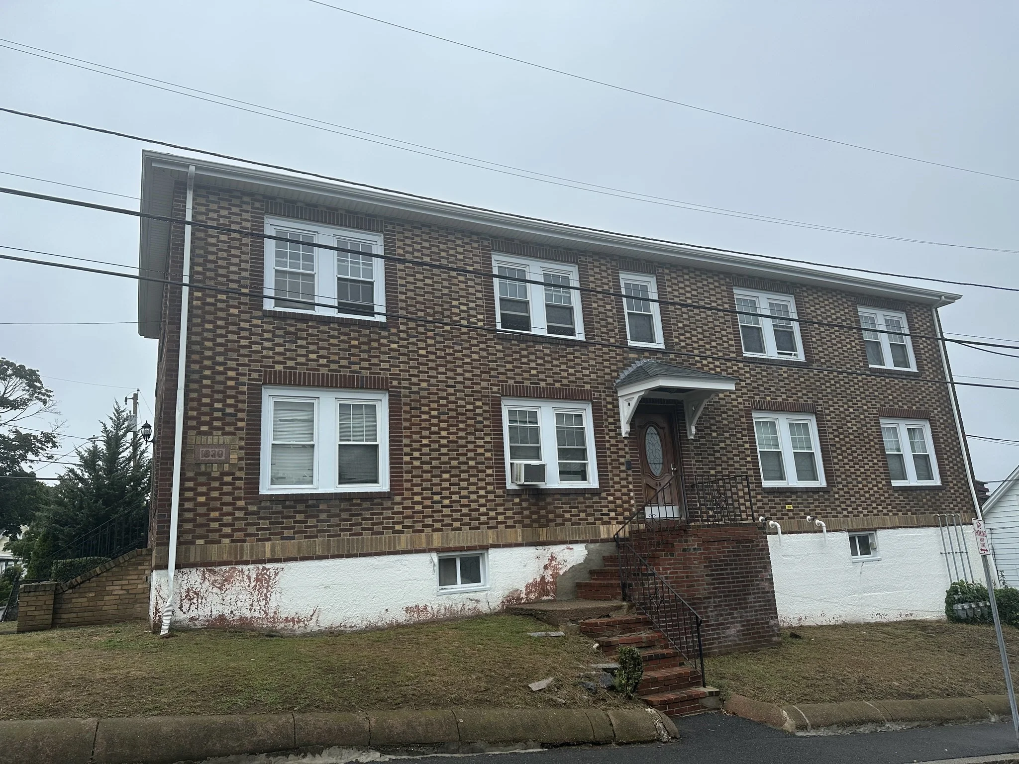 2 bed, 1 bath apartment for rent at 68 Union St Unit 3, Quincy