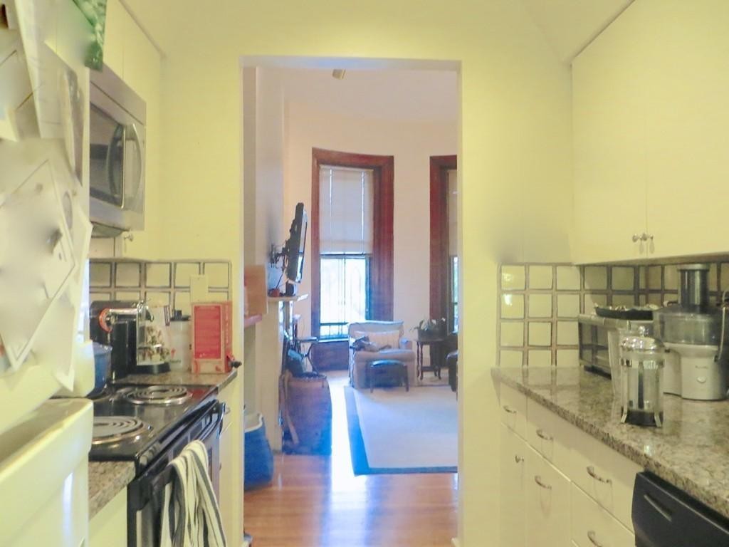 2 bed, 1 bath apartment for rent at 68 Waltham St Unit 2, Boston — photo 5 of 18