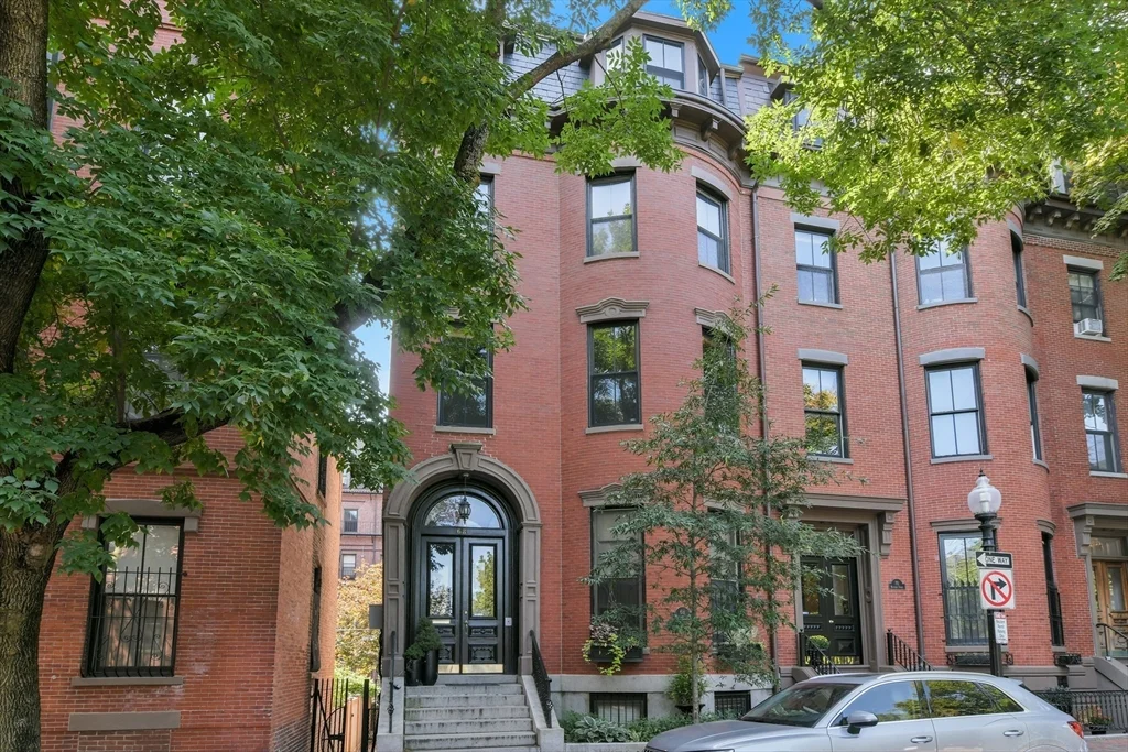 2 bed, 2 bath apartment for rent at 68 Waltham St Unit 3, South End — photo 23 of 23