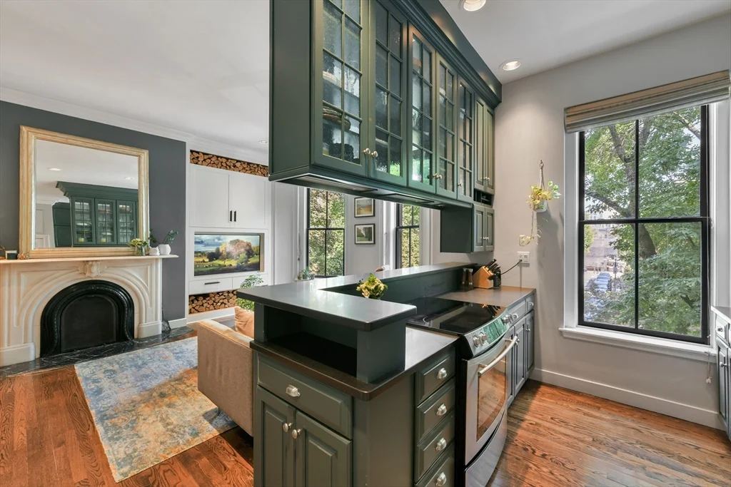 2 bed, 2 bath apartment for rent at 68 Waltham St Unit 3, South End — photo 4 of 23