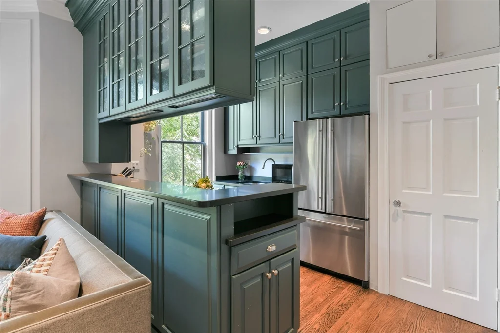2 bed, 2 bath apartment for rent at 68 Waltham St Unit 3, South End — photo 5 of 23