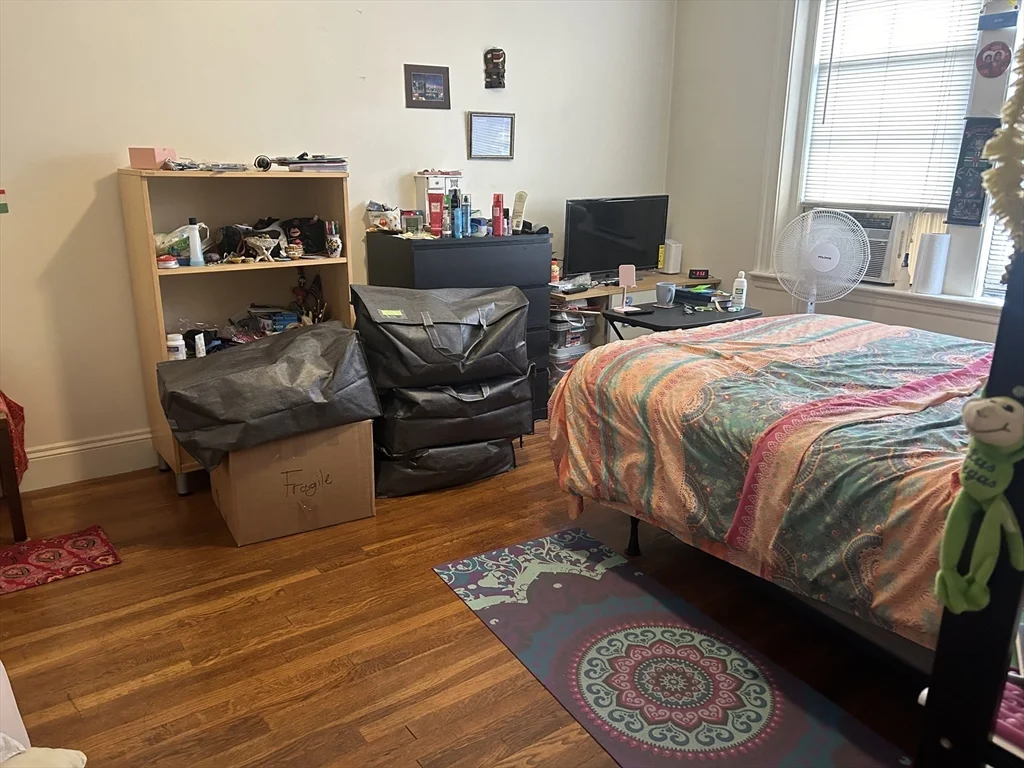 1 bed, 1 bath apartment for rent at 68 Washington St Unit 12, Malden — photo 5 of 6