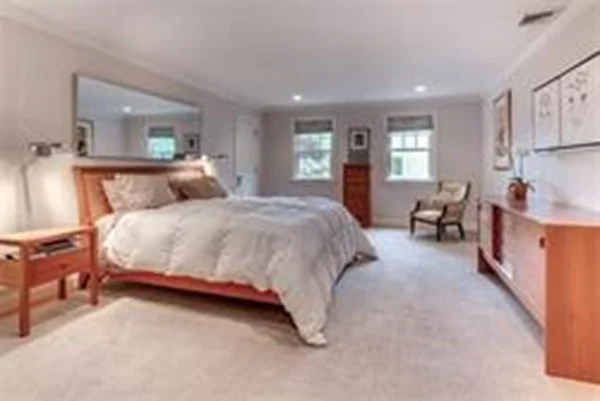 4 bed, 3 bath apartment for rent at 68 Waverley Ave Unit 1, Newton Corner — photo 9 of 15