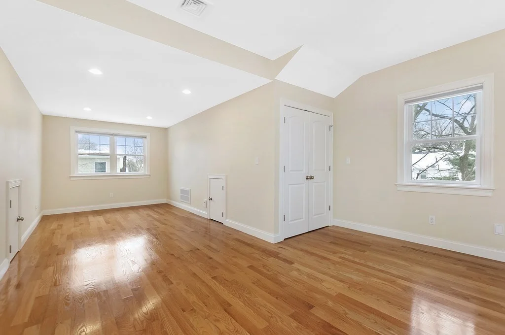 4 bed, 3 bath apartment for rent at 68 Waverley Ave Unit 2, Newton Corner — photo 20 of 29