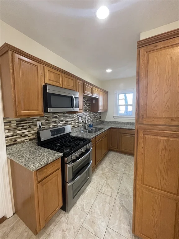 3 bed, 1 bath apartment for rent at 68 Williams St Unit 1, Jamaica Plain — photo 8 of 17