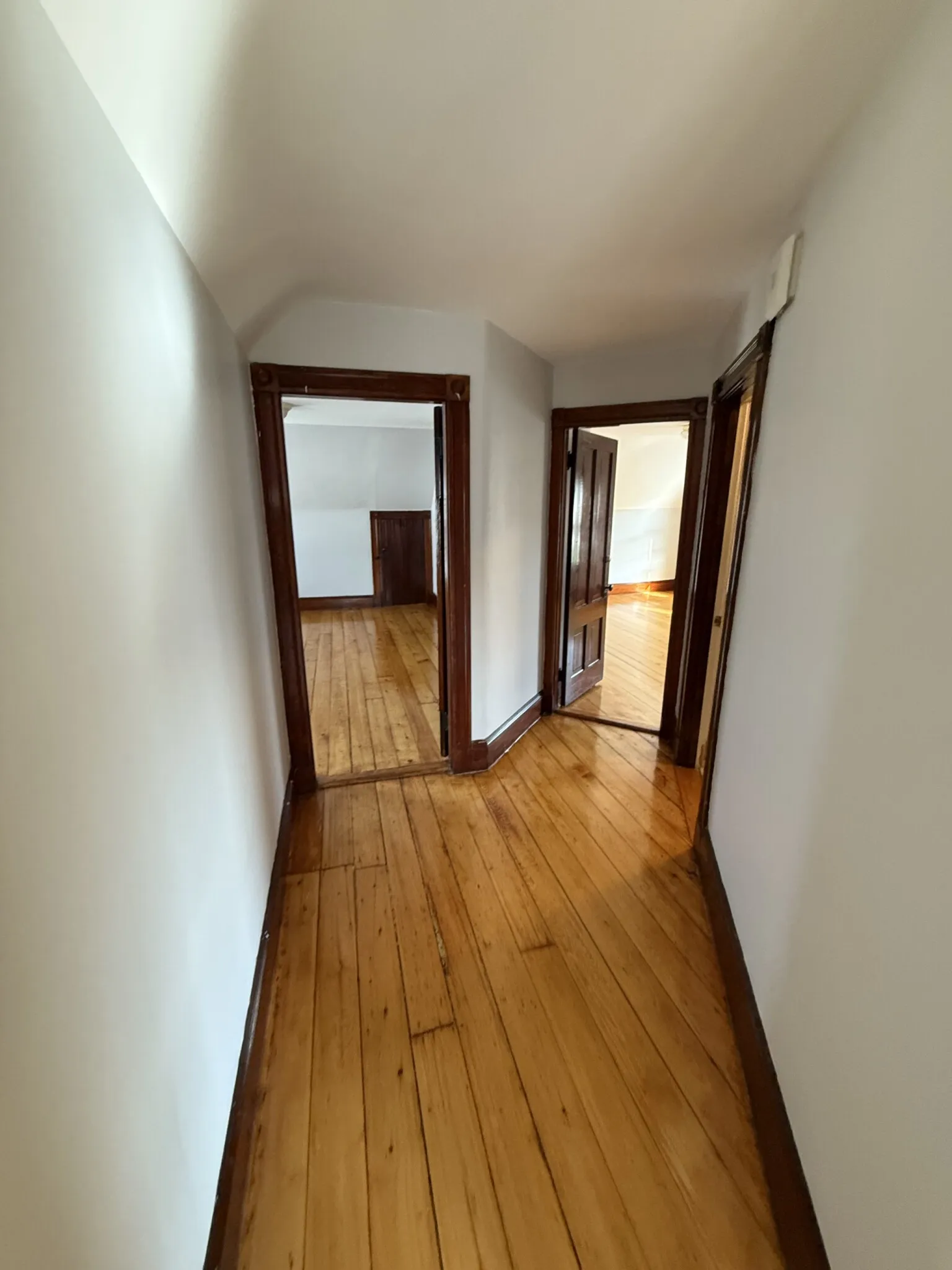 5 bed, 2 bath apartment for rent at 68 Willow Ave Unit X, Davis Square — photo 18 of 24