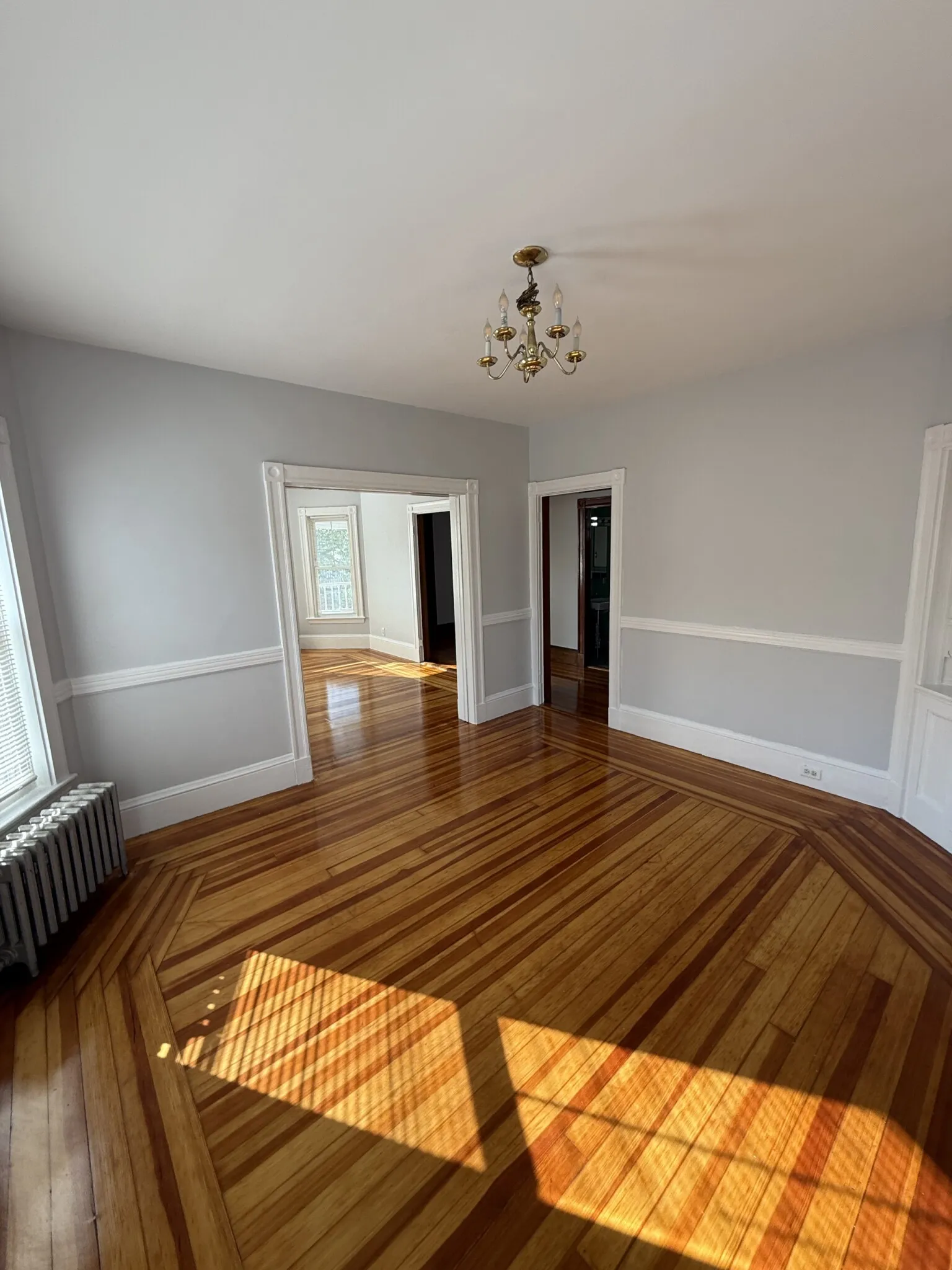 5 bed, 2 bath apartment for rent at 68 Willow Ave Unit X, Davis Square — photo 6 of 24
