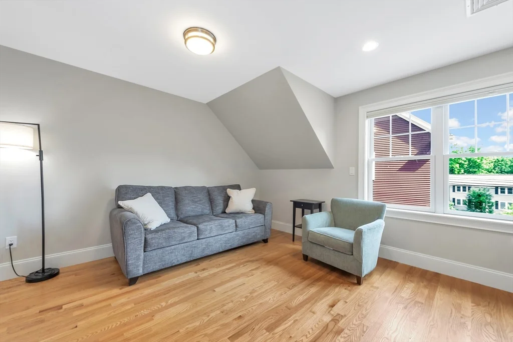 3 bed, 2 bath apartment for rent at 68 Woburn St Unit 68, Lexington — photo 22 of 30