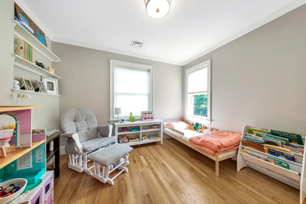 3 bed, 2 bath apartment for rent at 68 Woburn St Unit 68, Lexington — photo 16 of 30