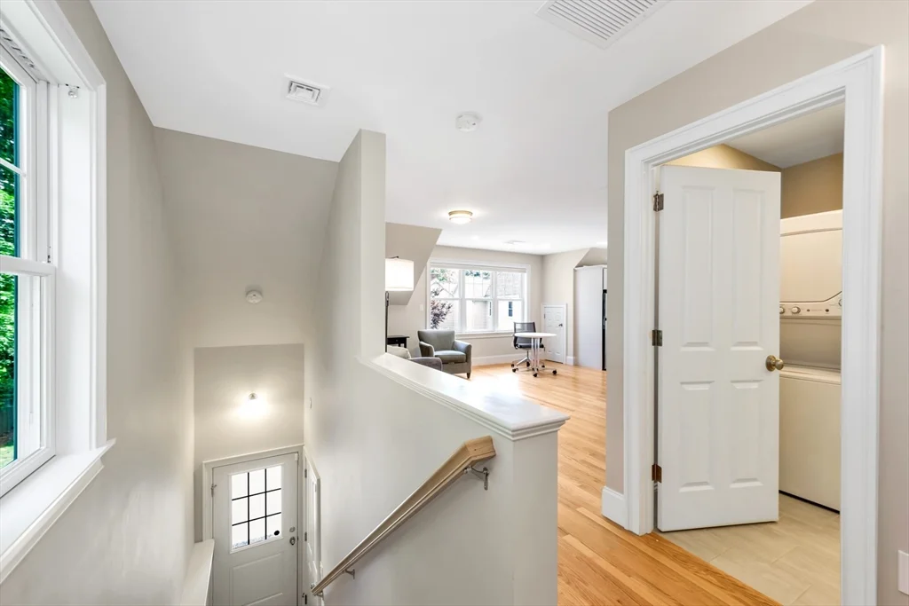 3 bed, 2 bath apartment for rent at 68 Woburn St Unit 68, Lexington — photo 19 of 30
